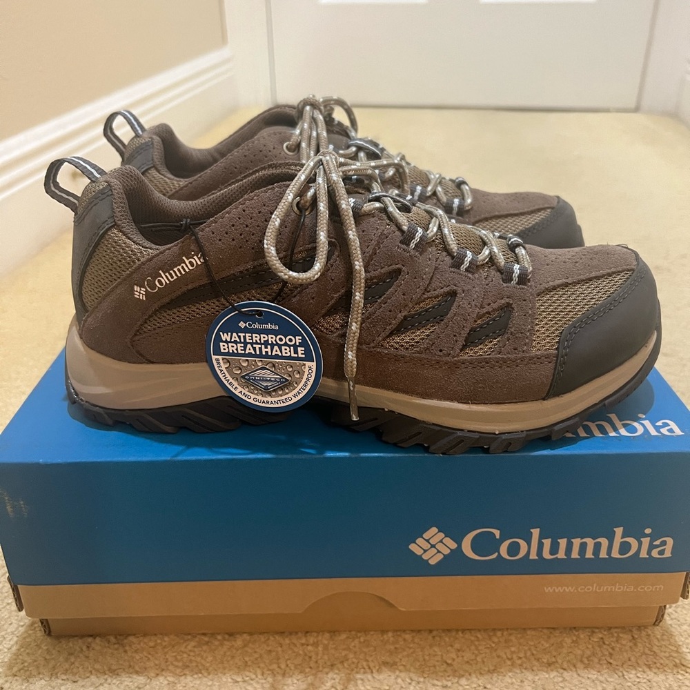 Columbia Crestwood Waterproof Hiking Shoes size 9 for Women